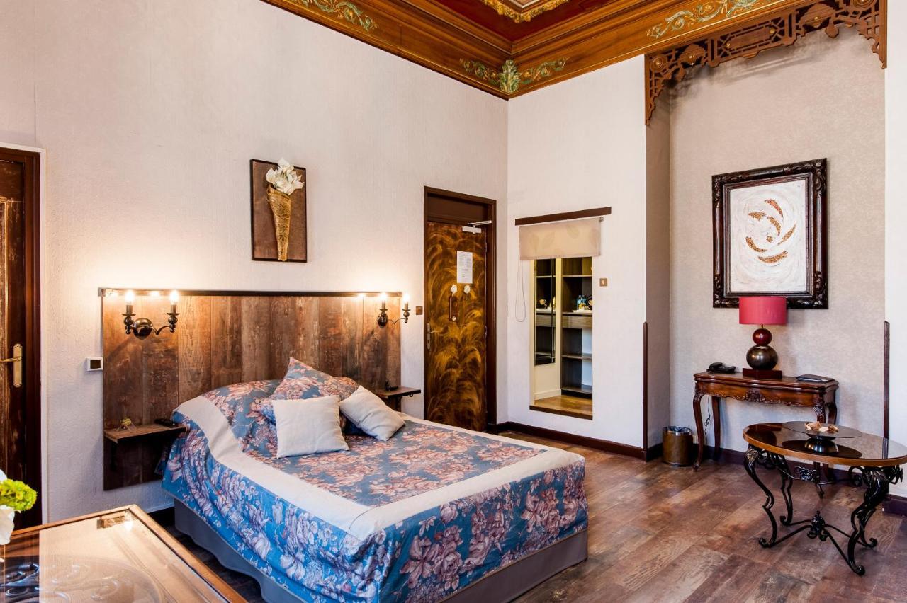 Hotel De Charme Le Provence Салон дьо Прованс Екстериор снимка