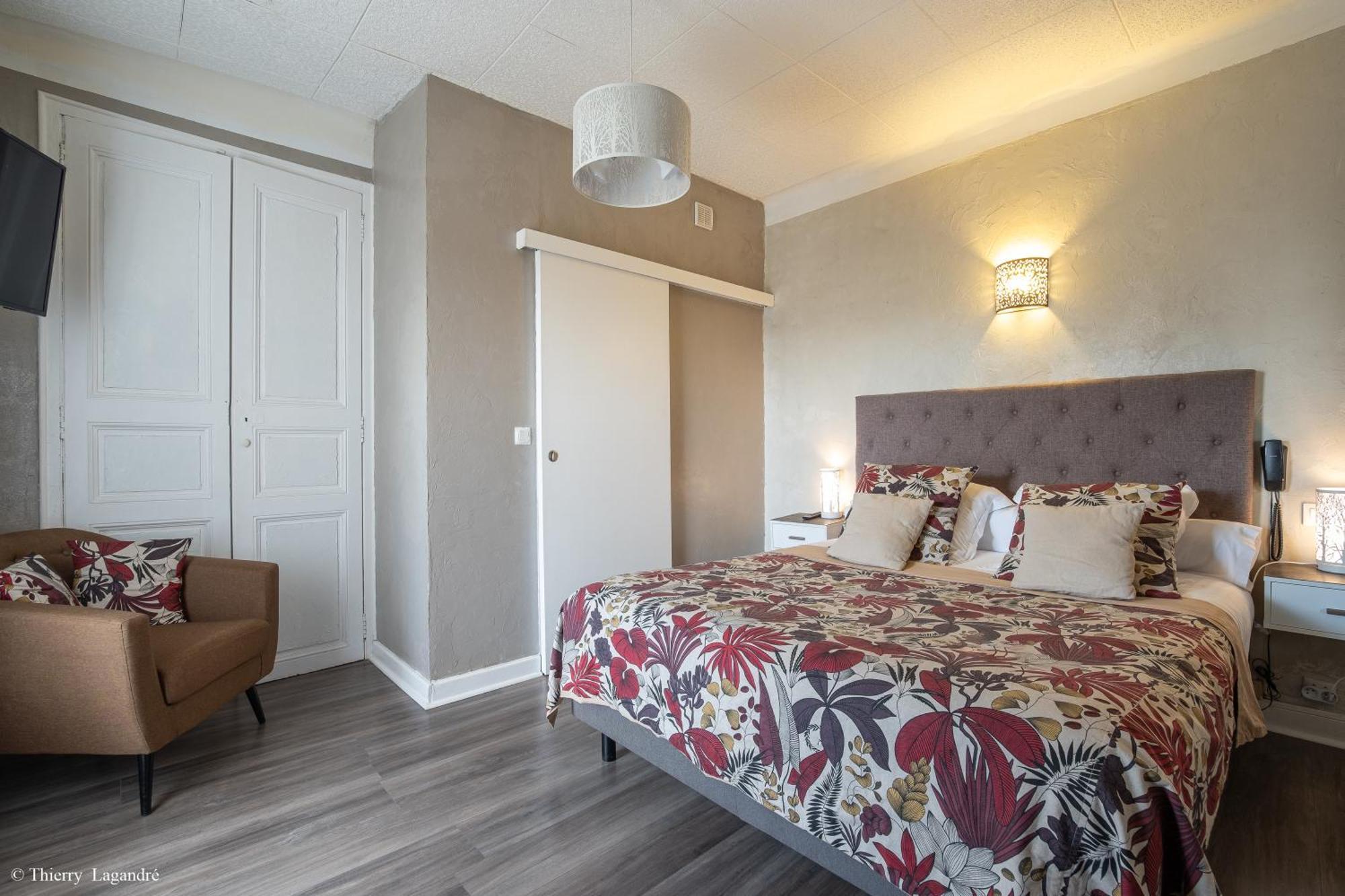 Hotel De Charme Le Provence Салон дьо Прованс Екстериор снимка